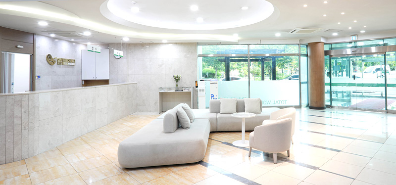 Elle Medicine Women’s Clinic
